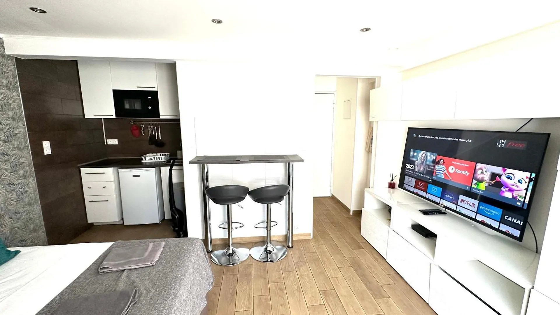 Studio Gare Saint Charles Marseille France